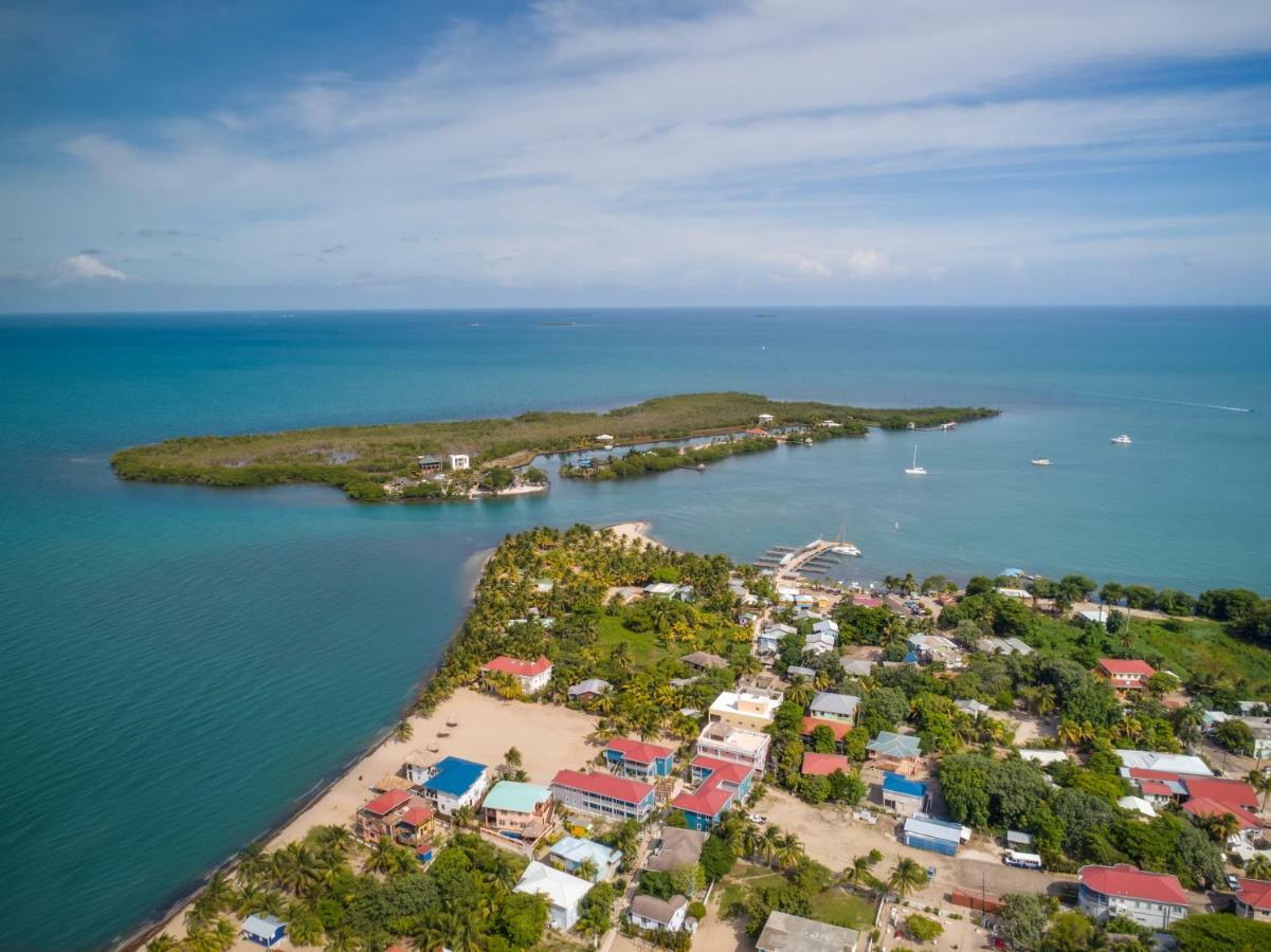 Ocean Breeze Hotel Placencia Luaran gambar